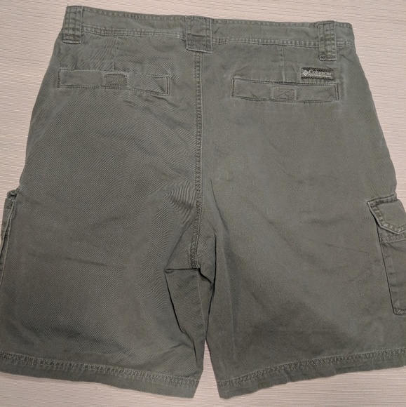 Army Green Columbia Cargo Shorts - Picture 2 of 5
